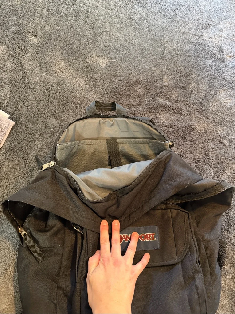 JanSport Black Men's Backpack - Classic Daypack